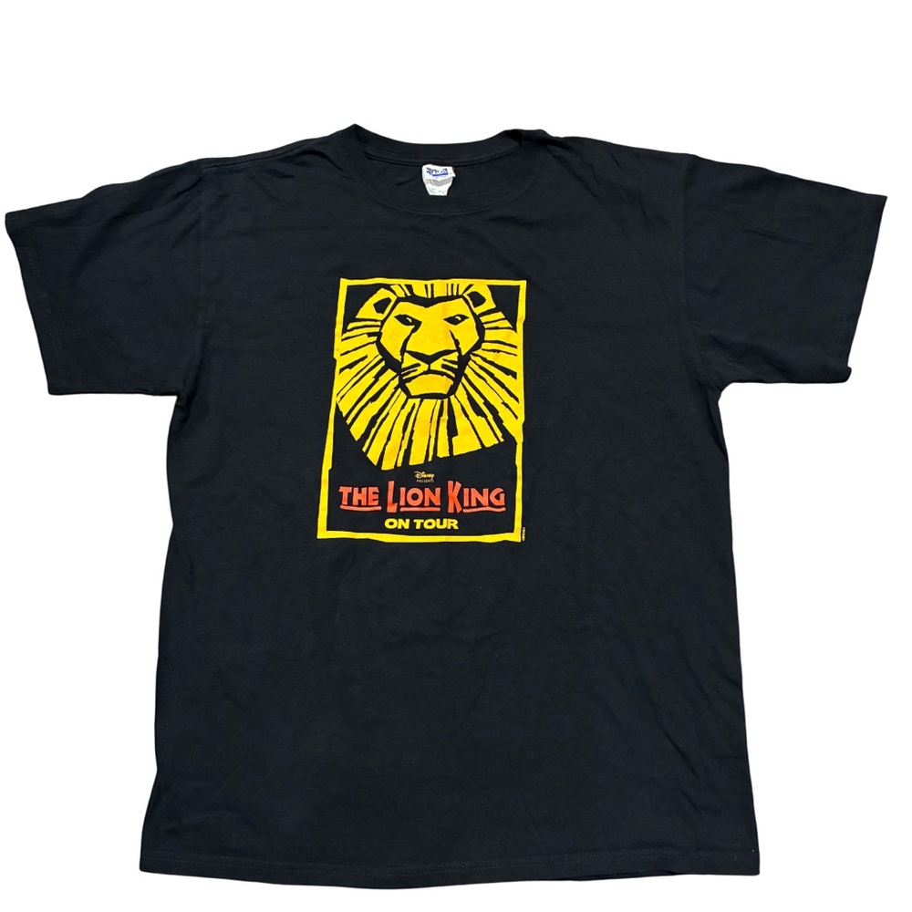 Disney The Lion King Musical On Tour T-Shirt Size Large Graphic Tee Simba Lion